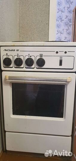 Плита электрическая бу. лысьва. (Взлетка)