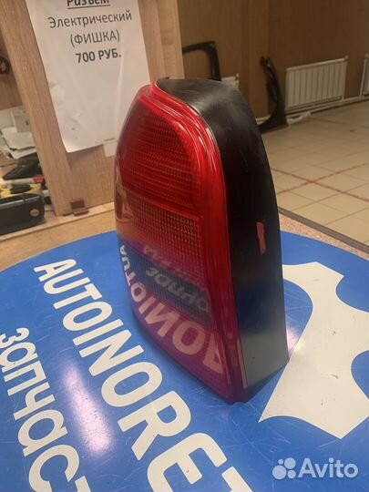 Фонарь левый Audi A4 B5 универсал