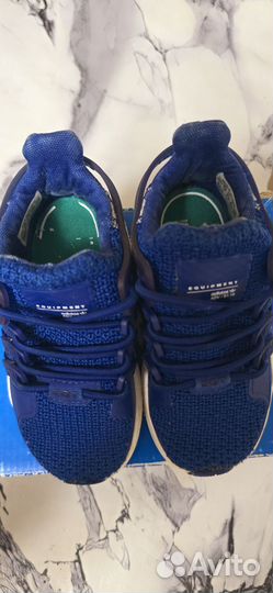 Кроссовки adidas 22