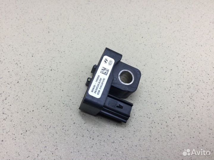 Датчик AIR BAG Hyundai Solaris После 2010
