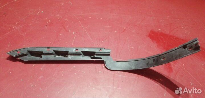 Кронштейн бампера задний правый Porsche Cayenne