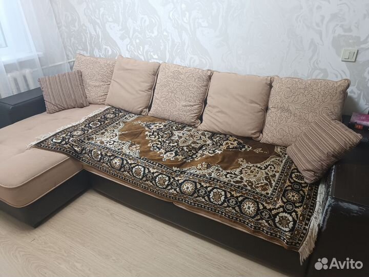 Угловой диван