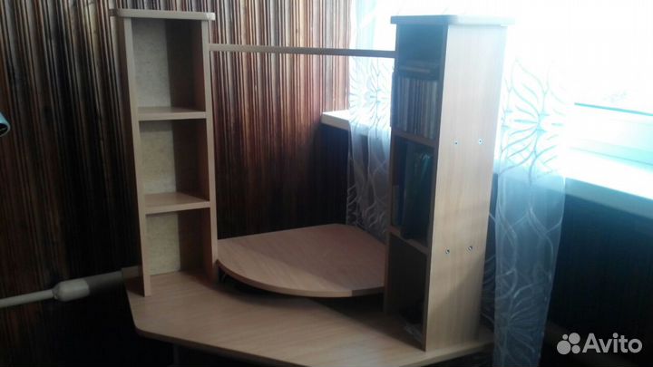 Стол компьютерный угловой