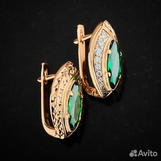 Серьги из красного золота с фианитами