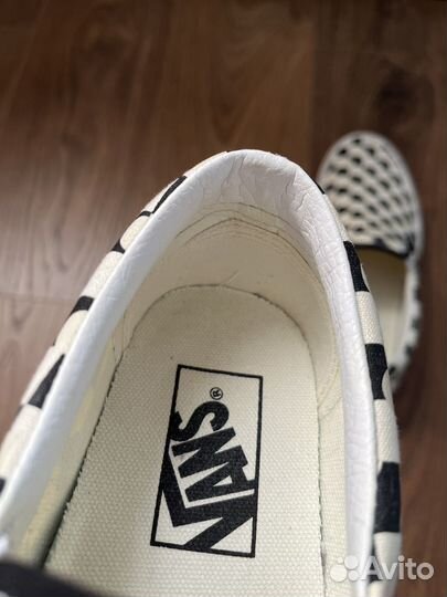 Slip-on Vans