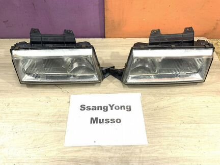 Фара SsangYong Musso, 1995г