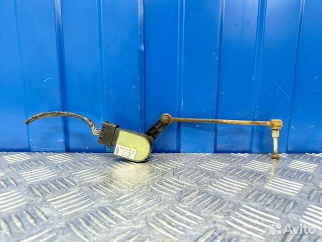 Датчик положения кузова Audi Q7 4L 4.2 BAR 2006