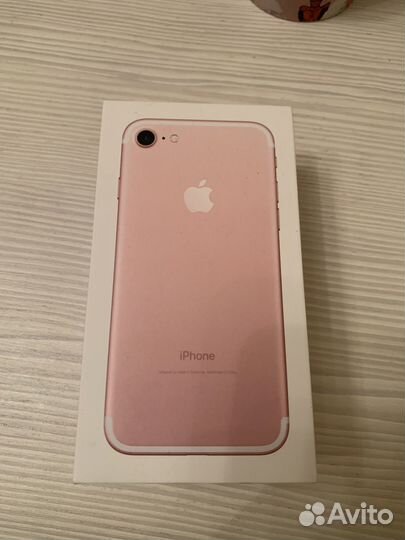 iPhone 8, 64 ГБ