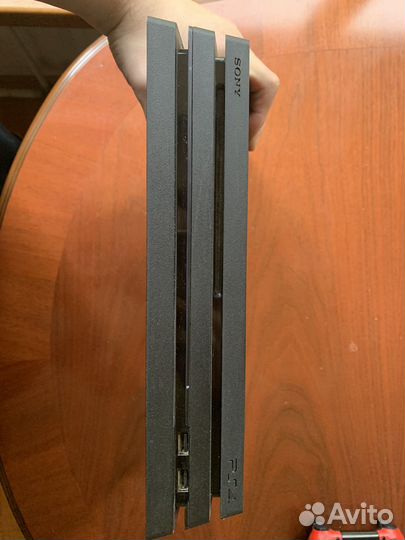 Sony PS4 Pro 1Tb