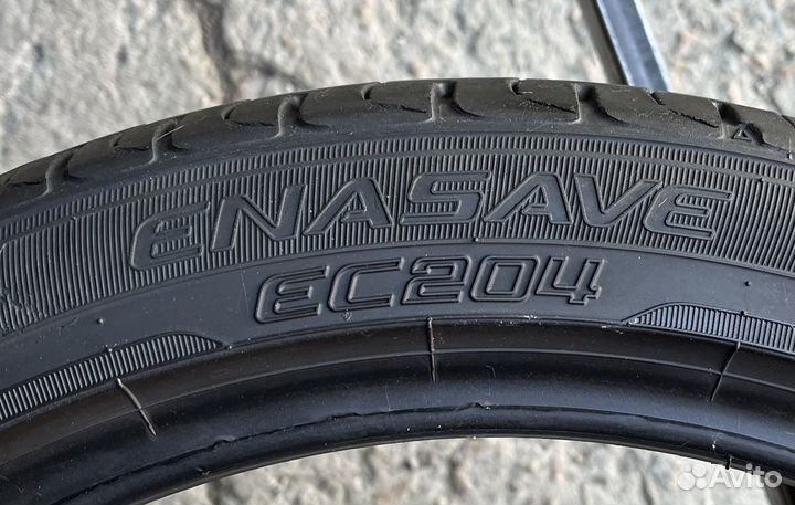 Dunlop Enasave EC204 215/45 R18