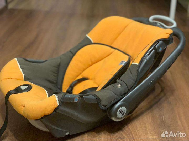 Детское автокресло люлька