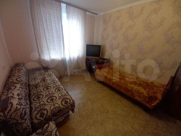2-к. квартира, 52 м², 10/10 эт.