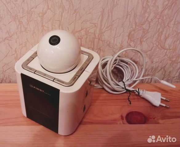 Часы проекционные с радиоприёмником