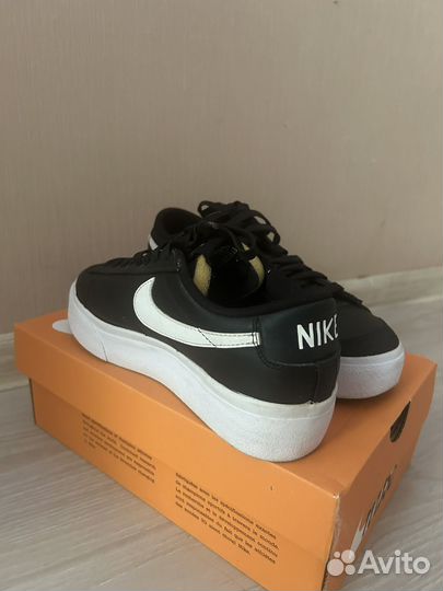 Кроссовки nike