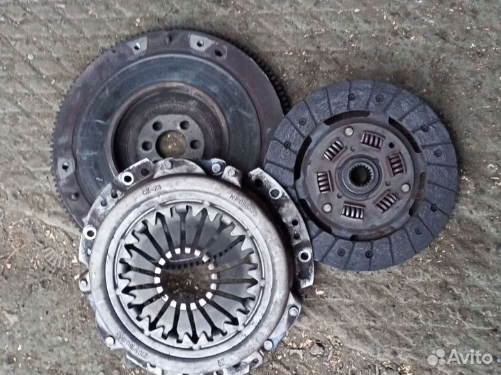 Корзина сцепления с маховиком ваз 2105