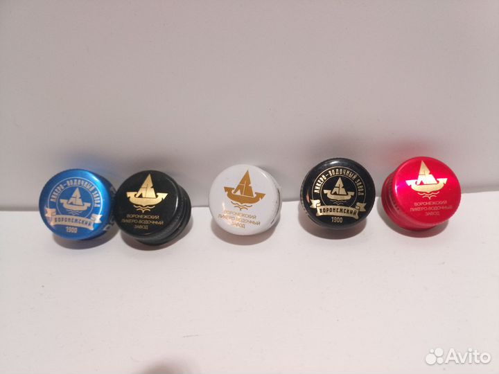 Крышки от водки Воронежский лвз