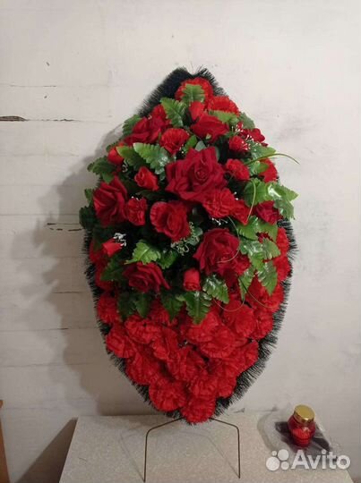Венок из роз
