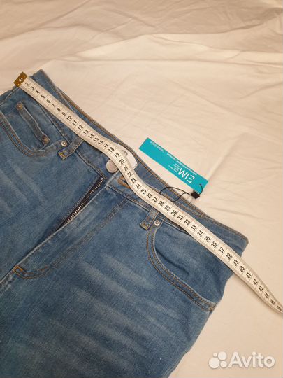 Джинсы женские