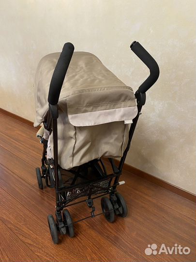 Коляска прогулочная Inglesina Trip