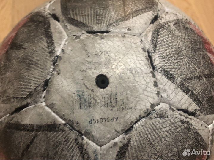 Футбольный мяч adidas лига чемпионов