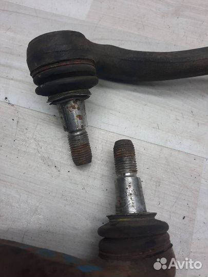 Рулевой наконечник Mercedes W204