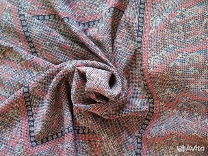 Платки из натурального шелка