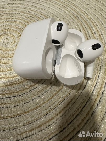 Беспроводные наушники apple airpods 3