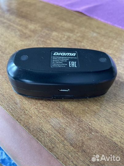 Беспроводные наушники Digma