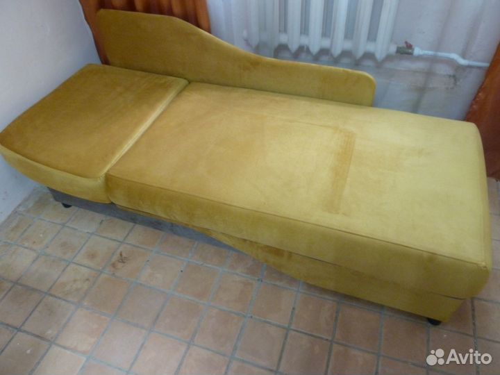 Кушетка нео 32