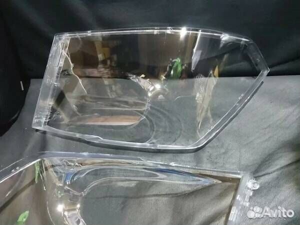 Стекло фары Dodge RAM (2008-2017)