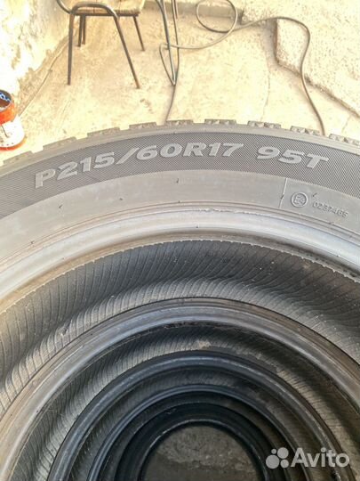 Hankook Winter I'Pike W409 215/60 R17 95T