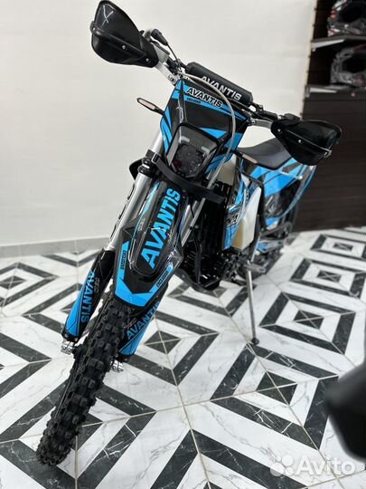 Мотоцикл Avantis Enduro 250 EFI Exclusive