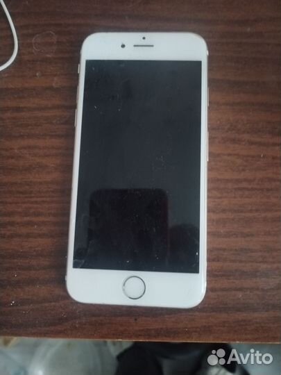 iPhone 6S, 64 ГБ