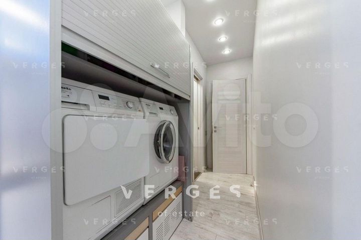 8-к. квартира, 243 м², 34/37 эт.