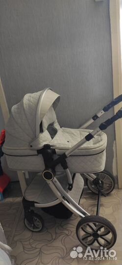 Прогулочная коляска зимняя