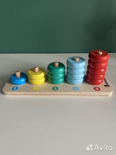 Развивающие игрушки для малышей