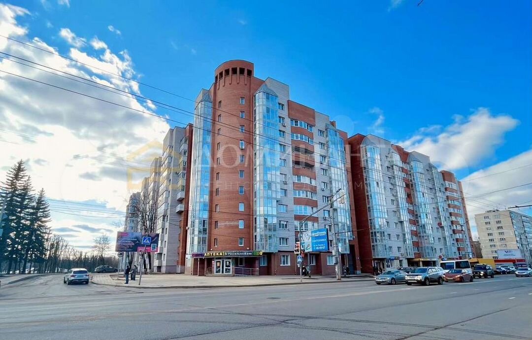 3-к. квартира, 85 м², 1/10 эт.