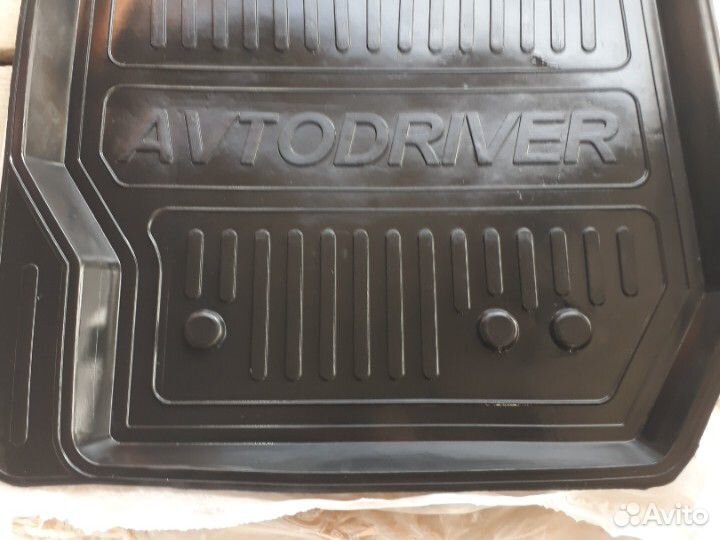 Ковры на рено сандера