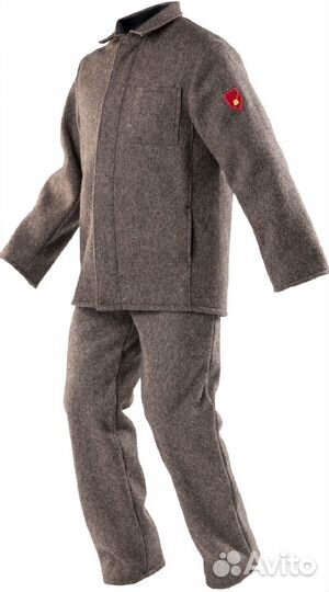 Мужской суконный костюм