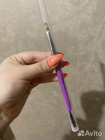 Кисть для маникюра