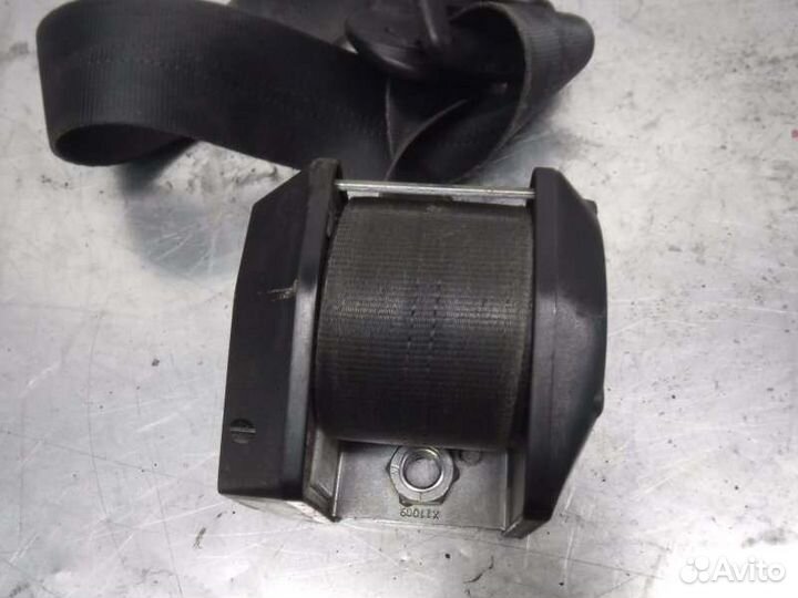 Ремень безопасности передний правый Лада Приора