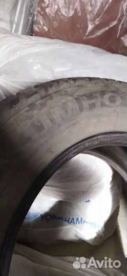 Kumho WinterCraft Ice Wi51 215/65 R16 98T