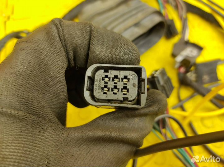 Проводка двери передняя правая Mercedes-Benz W210