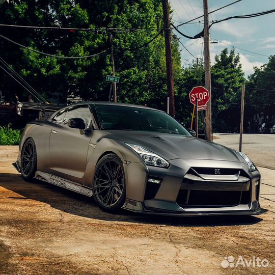 Кованые диски R20 5x114.3 на Nissan GT-R