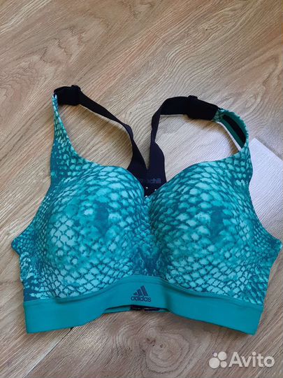 Топ adidas