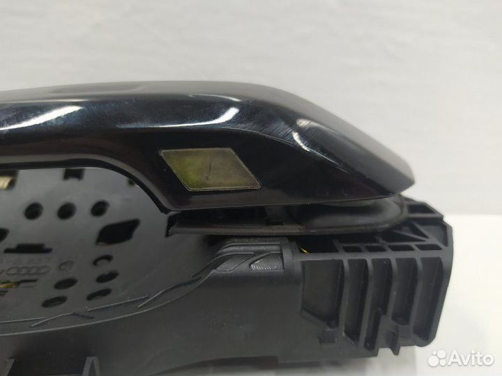 Б/У Ручка наружная Англия Царапины 80AB837811 VAG