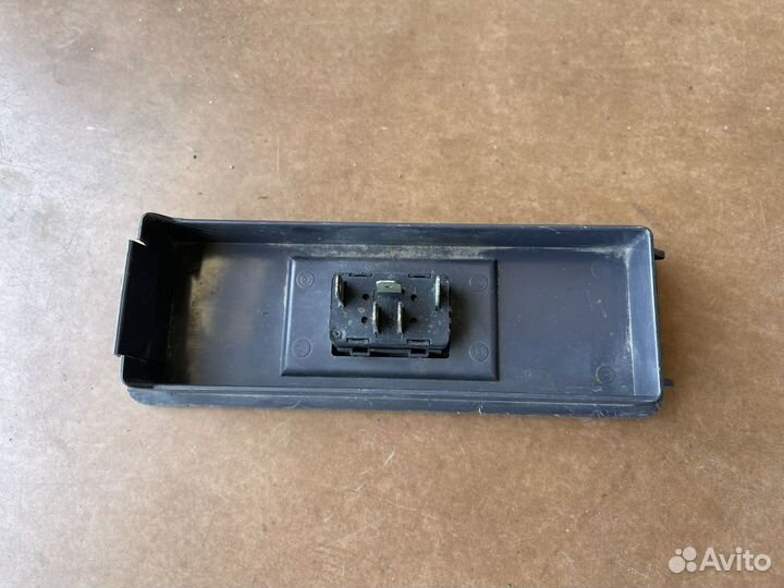 Кнопка стеклоподъемника мерседес вито 638