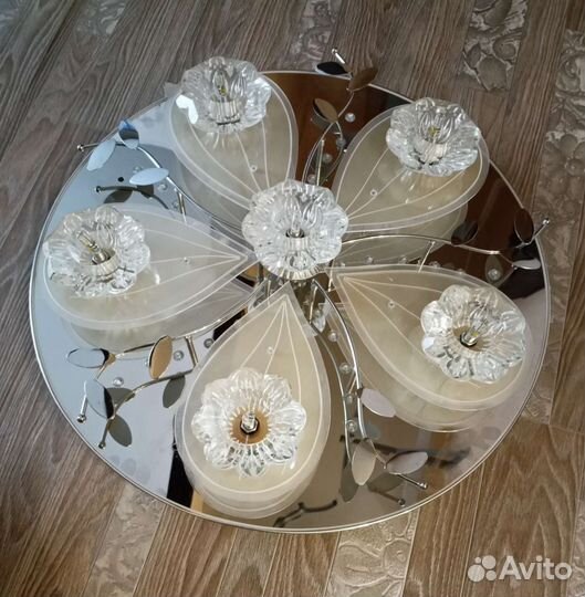 Люстра потолочная