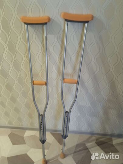 Костыли подмышечные