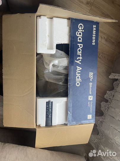 Музыкальная колонка с блютузом